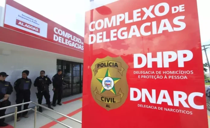 Filho é preso suspeito de matar o próprio pai dentro de apartamento na Ponta Verde