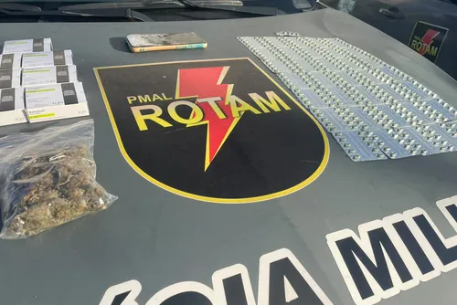 Homem é preso com maconha e cartelas de Rohypnol após tentar fugir da PM