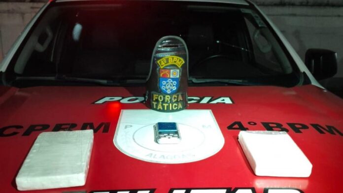 Homem é preso com quase 2 kg de cocaína dentro de casa no Clima Bom