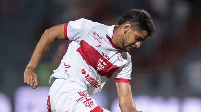 João Neto celebra fase no CRB e projeta duelo com o Goiás