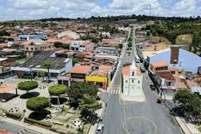 Jovem denuncia ter sido estuprada pelo próprio cunhado em Feira Grande; suspeito é procurado