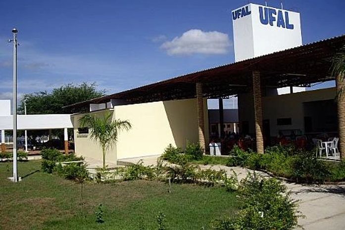 Justiça Eleitoral vai apurar relatos de suposta retirada de propaganda política na Ufal de Arapiraca