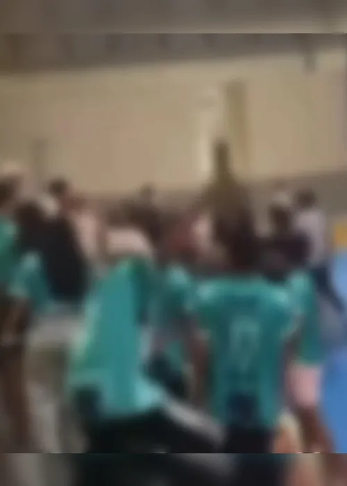 Pancadaria entre alunos interrompe jogos internos de escola estadual em Maceió