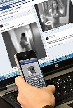 Polícia apreende celulares em investigação sobre divulgação de vídeos íntimos de ex-mulher